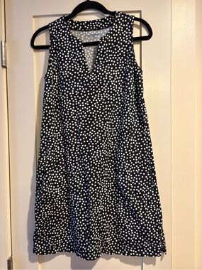 Land’s End Polka Dot Sleeveless Shift Dress with Pockets